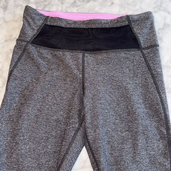 LULULEMON CROP LEGGINGS 6 - Picture 3 of 9